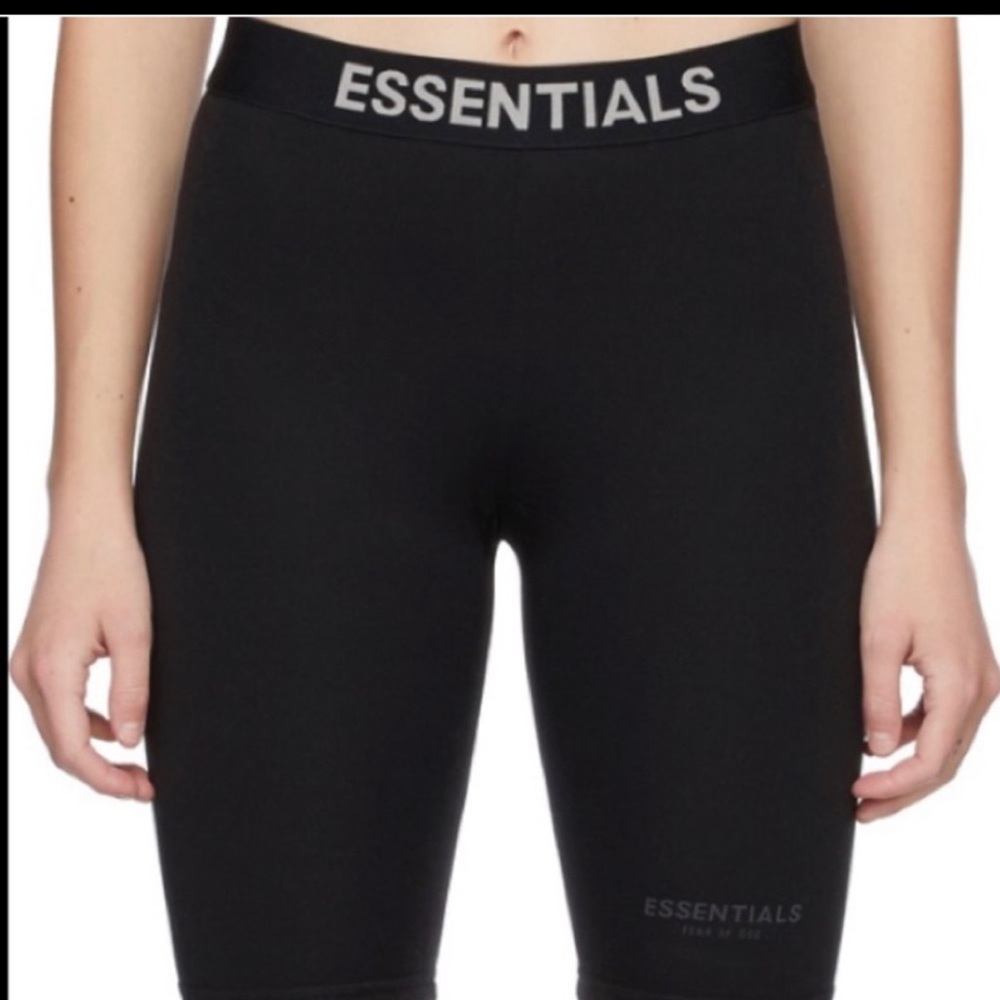 Essential Shorts